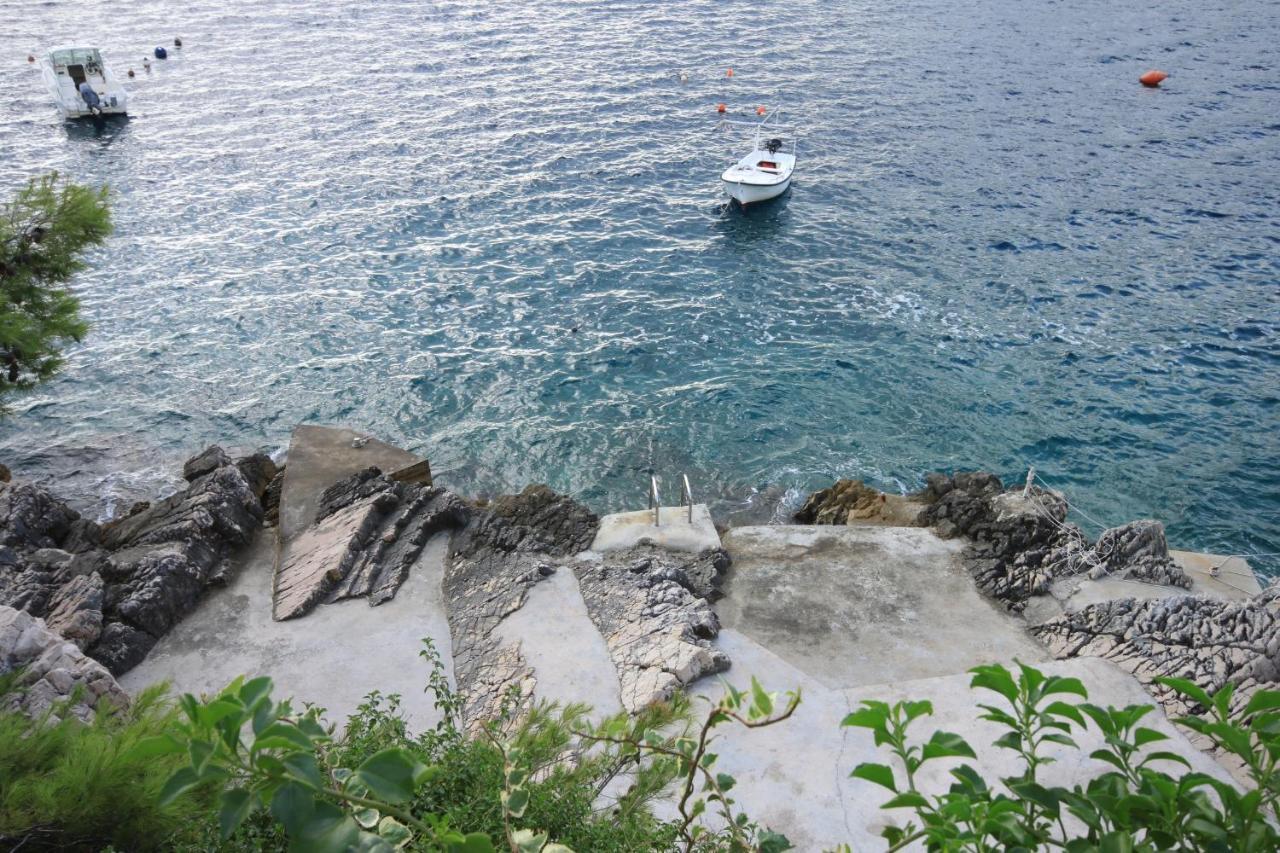 Apartments By The Sea Zavalatica, Korcula - 189 Kültér fotó